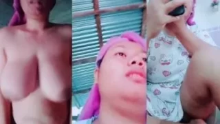 Bokep Indo MILF Tobrut Siaran Langsung Mandi Pagi-pagi Nih