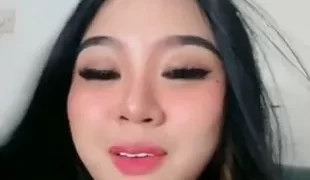 Bokep Indo Pamer Jembut Memeknya Helenacrln Cakep