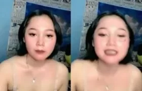 Bokep Indo Queen Lepas Beha Show Toketnya Lanjut Ngangkang